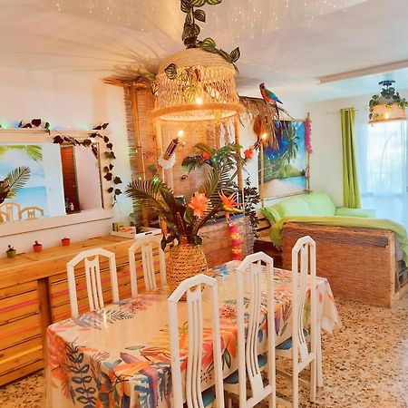 Wonder Rooms Nerja Guest House Extérieur photo