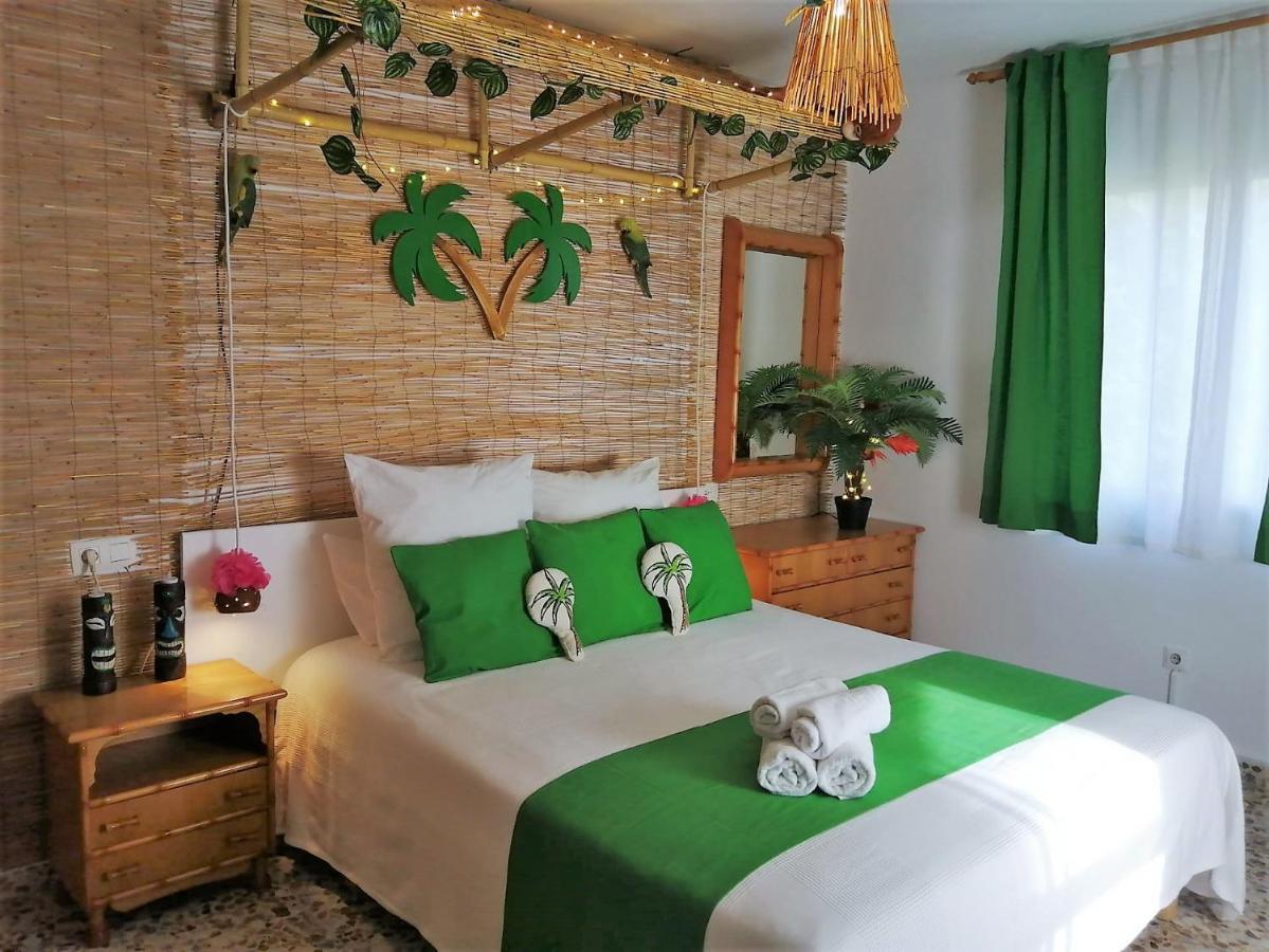 Wonder Rooms Nerja Guest House Extérieur photo
